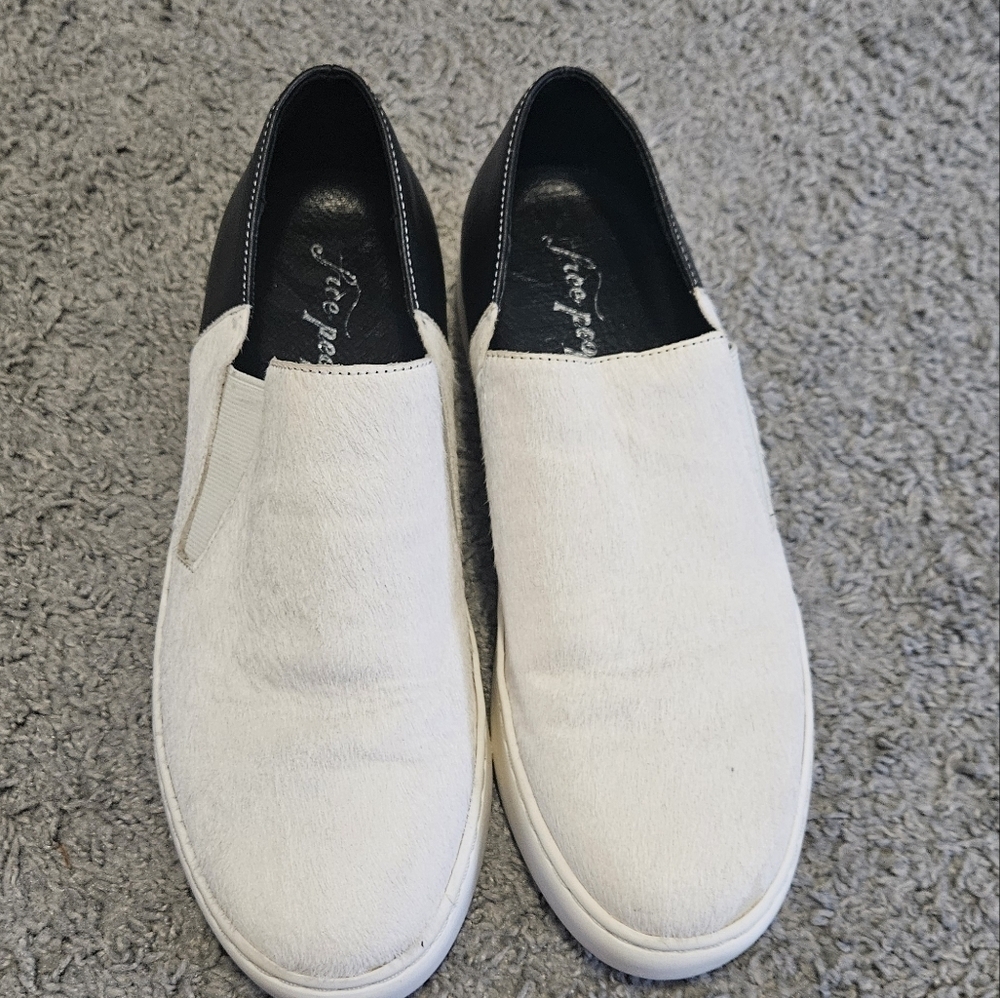 Free People B&W Pony Hair & Leather Slip on Shoes 38 Flaw - Picture 9 of 9